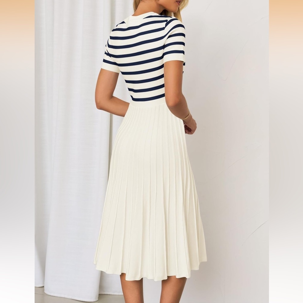 Old Money Navy and Cream striped sweater dress Medium NWOT - Picture 2 of 6